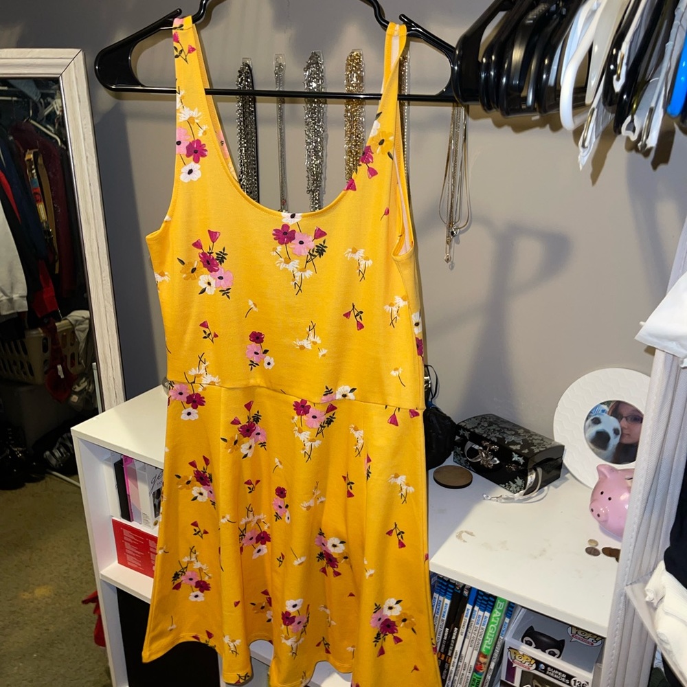 Floral yellow dress
